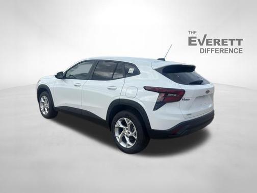 Summit White 2026 Chevrolet Trax LS