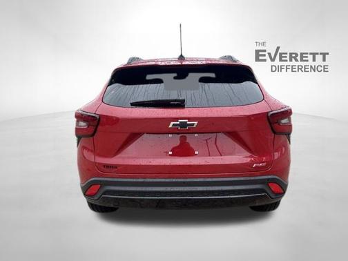 Apex Red 2026 Chevrolet Trax FWD 2RS
