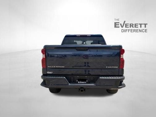 Northsky Blue Metallic 2022 Chevrolet Silverado 1500 Custom
