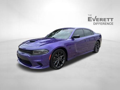 Plum Crazy Pearlcoat 2023 Dodge Charger R/T