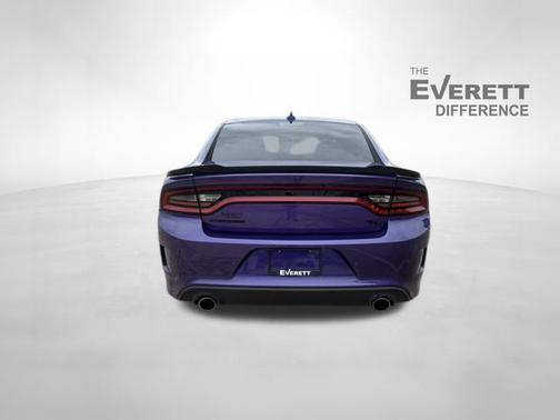 Plum Crazy Pearlcoat 2023 Dodge Charger R/T