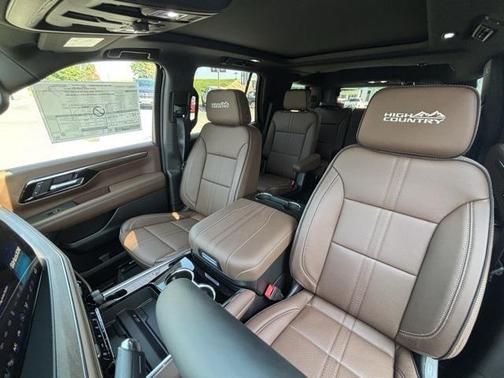 2025 Chevrolet Tahoe 4WD High Country