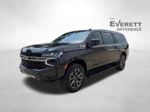 Black 2022 Chevrolet Suburban 4WD Z71