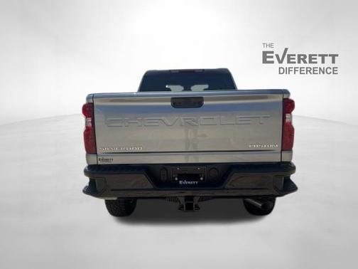 Sterling Gray Metallic 2026 Chevrolet Silverado 2500 Custom