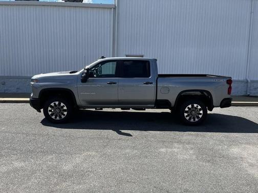 2026 Chevrolet Silverado 2500 Custom