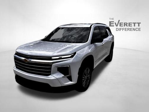 Summit White 2026 Chevrolet Traverse LT