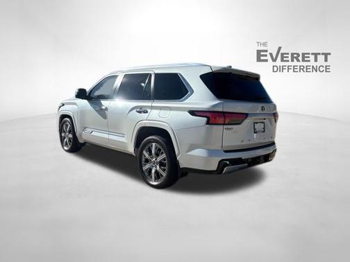 2024 Toyota Sequoia Capstone