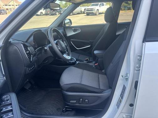 2025 Kia Soul S