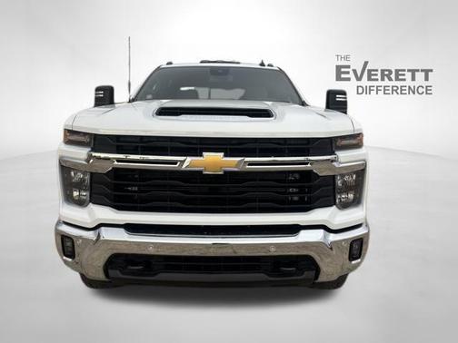 Summit White 2026 Chevrolet Silverado 2500 LT