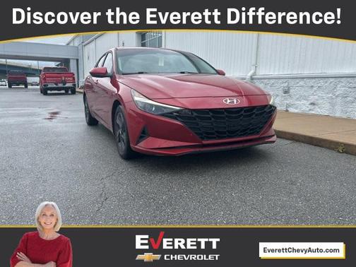 2022 Hyundai ELANTRA SEL