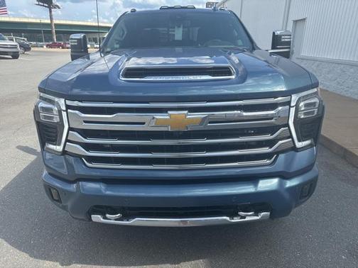 2025 Chevrolet Silverado 2500 High Country