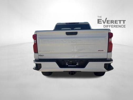 Summit White 2026 Chevrolet Silverado 1500 RST