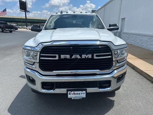 2020 RAM 2500 Big Horn Crew Cab 4X4 6'4' Box