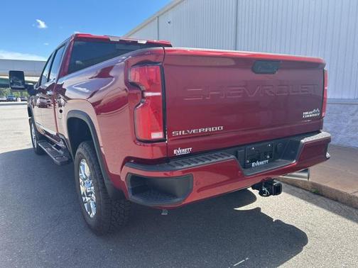 2025 Chevrolet Silverado 2500 High Country