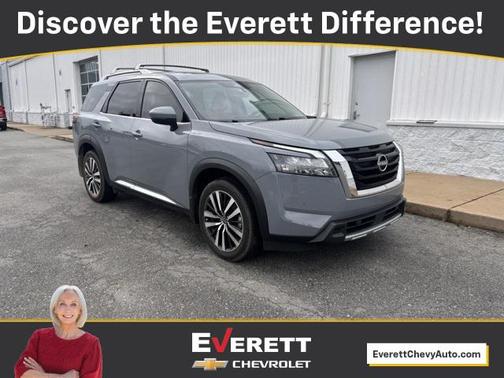 2025 Nissan Pathfinder Platinum 4WD