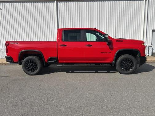 2025 Chevrolet Silverado 2500 Custom