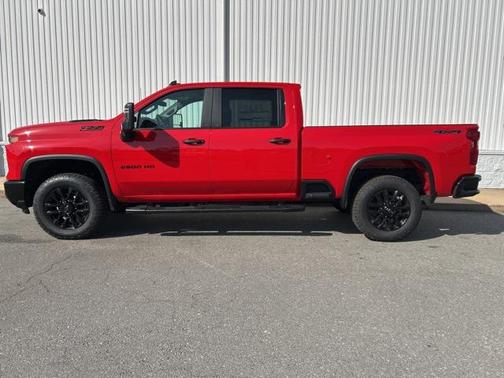 2025 Chevrolet Silverado 2500 Custom