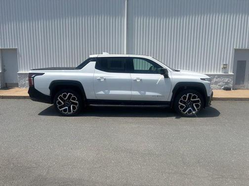 2024 Chevrolet Silverado EV First-Edition RST 4WD