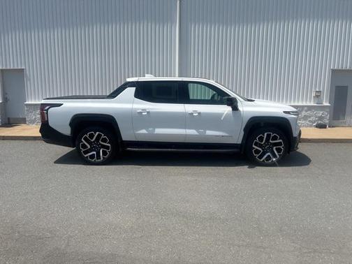 2024 Chevrolet Silverado EV First-Edition RST 4WD