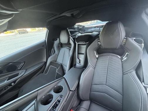 2026 Chevrolet Corvette Stingray w/2LT