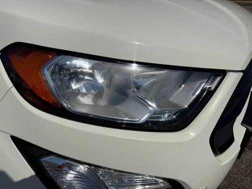 Diamond White 2021 Ford EcoSport S