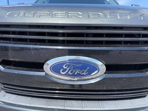 Magnetic Metallic 2019 Ford F-250 Lariat