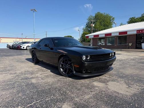 Pitch Black Clearcoat 2023 Dodge Challenger R/T