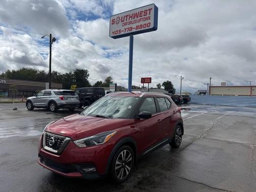 2019 Nissan Kicks SR