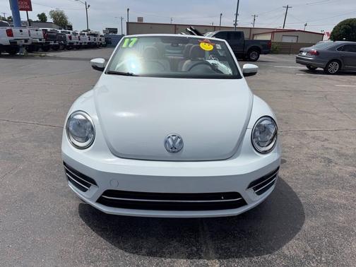 WHITE 2017 Volkswagen Beetle 1.8T