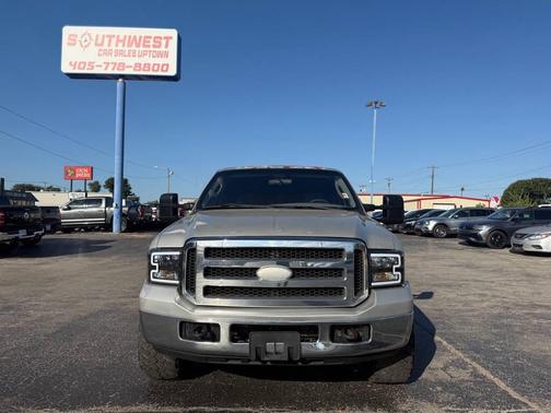 2005 Ford Excursion XLT