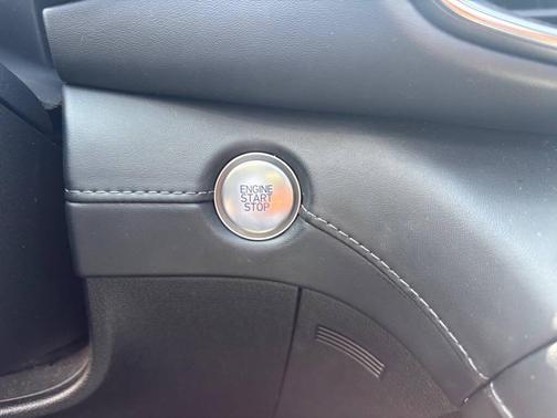 2022 Hyundai SANTA FE HEV SEL Premium