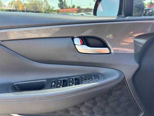 2022 Hyundai SANTA FE HEV SEL Premium