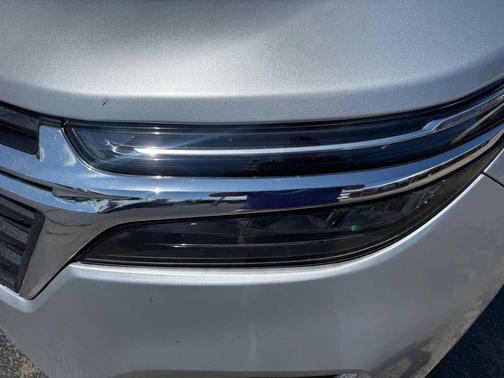 Silver Ice Metallic 2022 Chevrolet Equinox 1LT