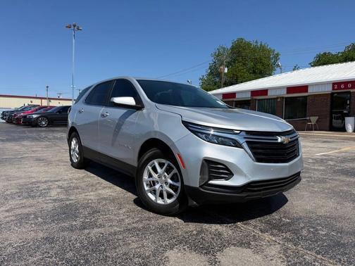 Silver Ice Metallic 2022 Chevrolet Equinox 1LT