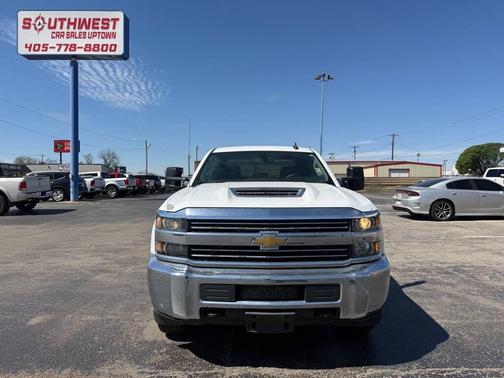 Summit White 2018 Chevrolet Silverado 3500 WT