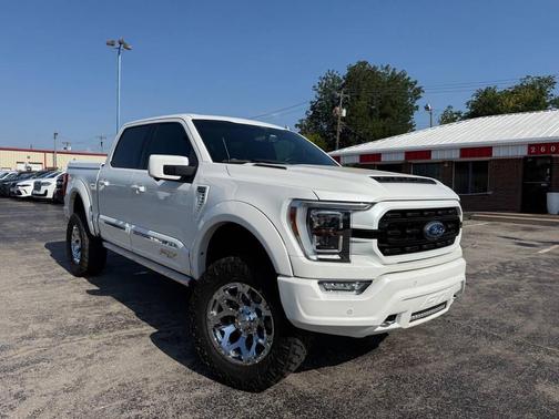Star White Metallic Tri-Coat 2022 Ford F-150 Lariat