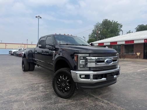 Shadow Black 2017 Ford F-350 Lariat