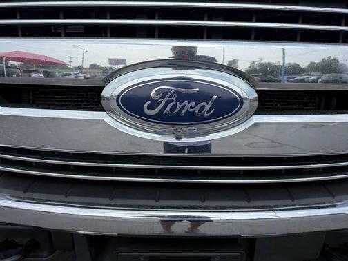 Shadow Black 2017 Ford F-350 Lariat