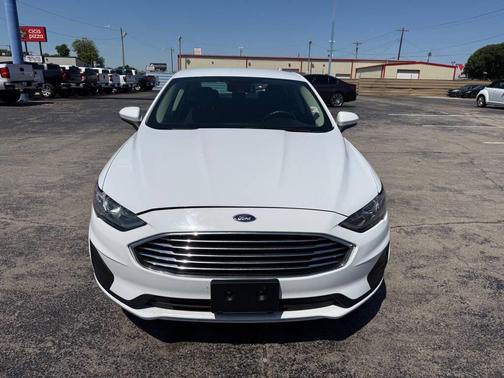 Oxford White 2020 Ford Fusion Hybrid SE