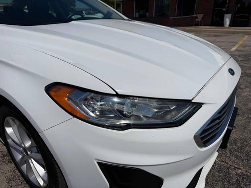 Oxford White 2020 Ford Fusion Hybrid SE