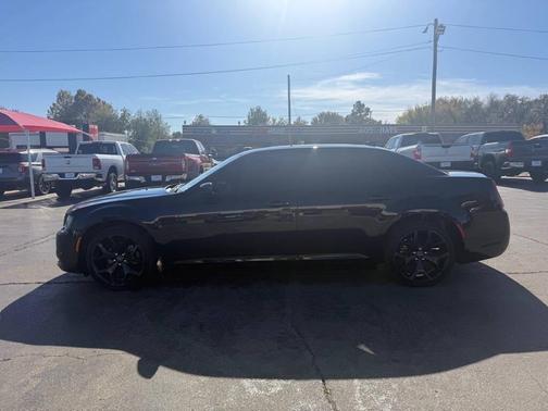 2021 Chrysler 300 Touring