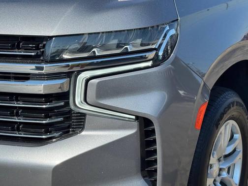 Satin Steel Metallic 2021 Chevrolet Suburban LT