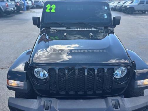 2022 Jeep Gladiator Sport
