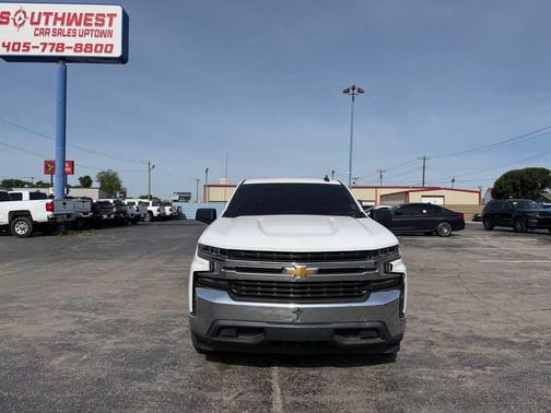 WHITE 2019 Chevrolet Silverado 1500 LT