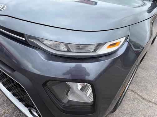 Gravity Gray 2021 Kia Soul LX