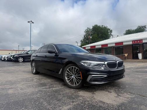 BLACK 2019 BMW 540 xDrive