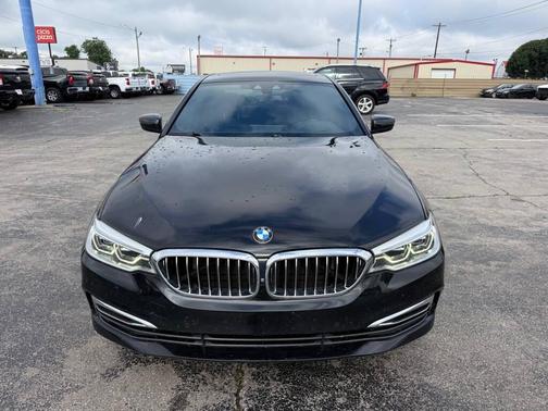 BLACK 2019 BMW 540 xDrive