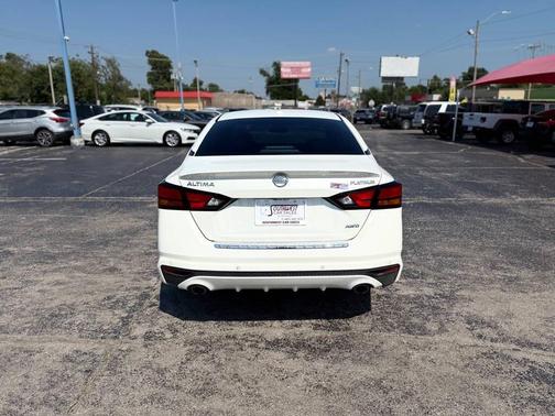 2021 Nissan Altima Platinum Intelligent AWD