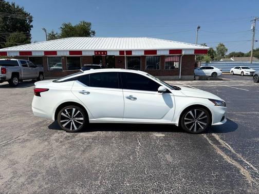 2021 Nissan Altima Platinum Intelligent AWD