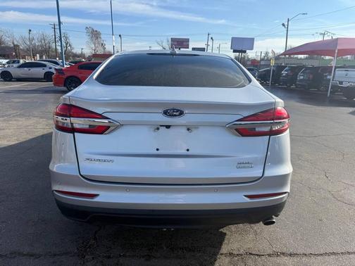 2019 Ford Fusion SEL